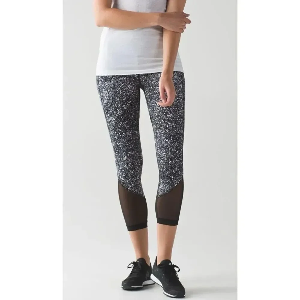 Lululemon Womens Leggings 6 Black White Pace Rival Crop Marathon Splatter Run